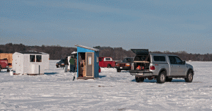 Ice-Fishing-Lake-Menomin-13-12-_1348