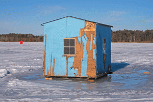 ice-fishing-shacks-lake-menomin-17-2-1594
