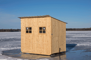ice-fishing-shacks-lake-menomin-17-2-1672